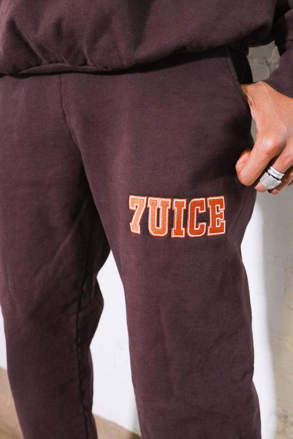 7uice Sweatpants: Brown (Orange Embroidery)